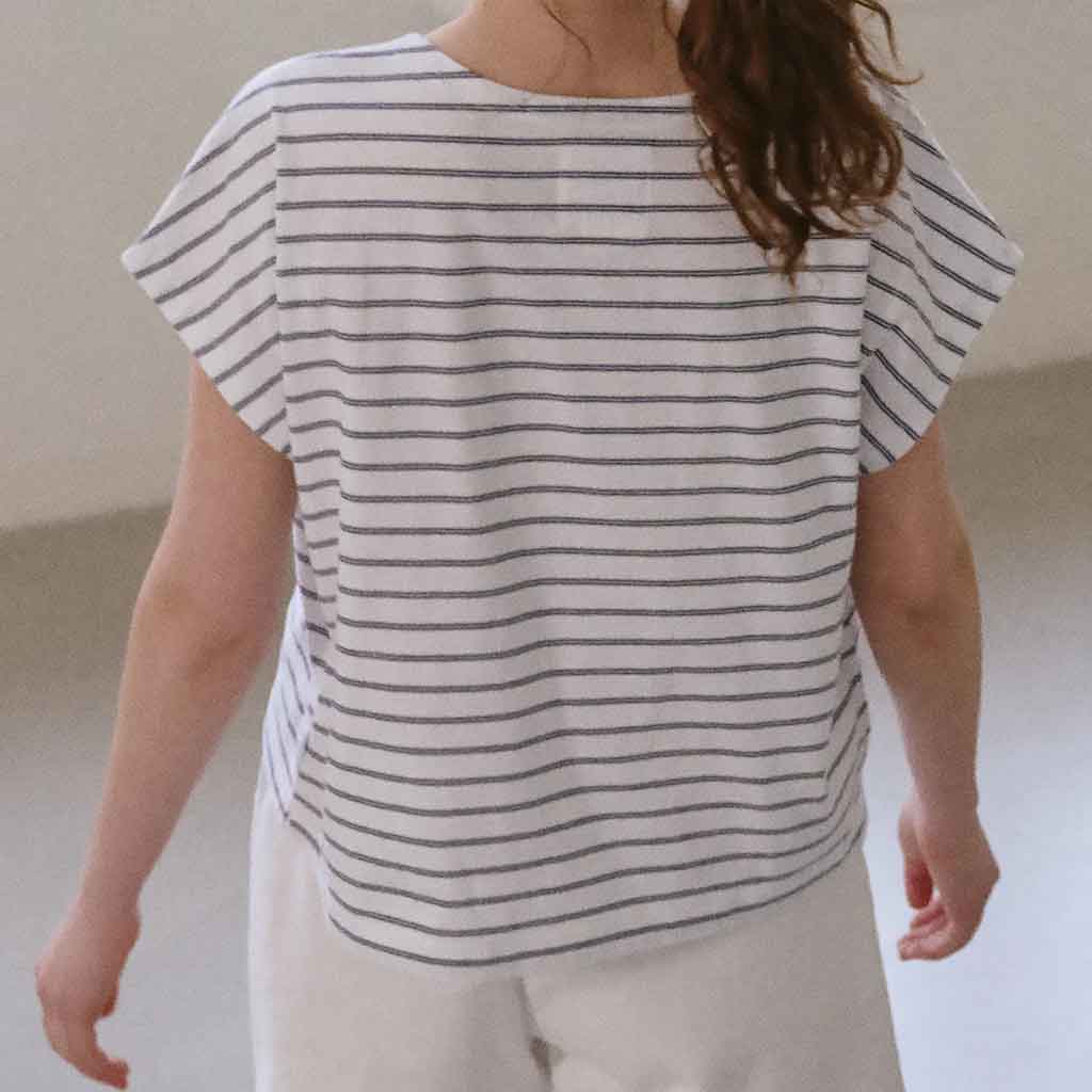 Chérie Tee - White/Black - re - souL
