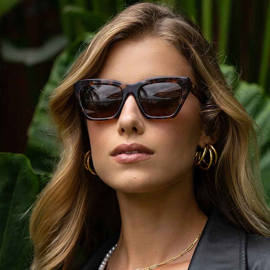 Freyrs Gia Cat Eye Sunglasses - Tortoise - re - souL