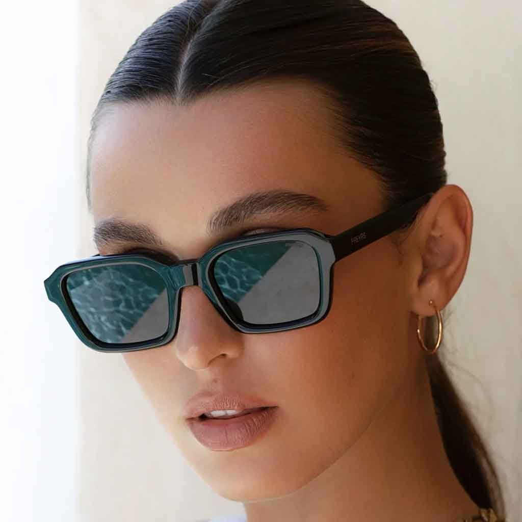 Freyrs Hudson Rectangular Sunglasses - Black - re - souL