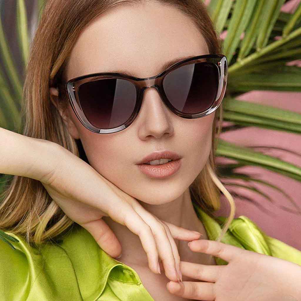 Freyrs Sofia Oversized Sunglasses - Gray - re - souL