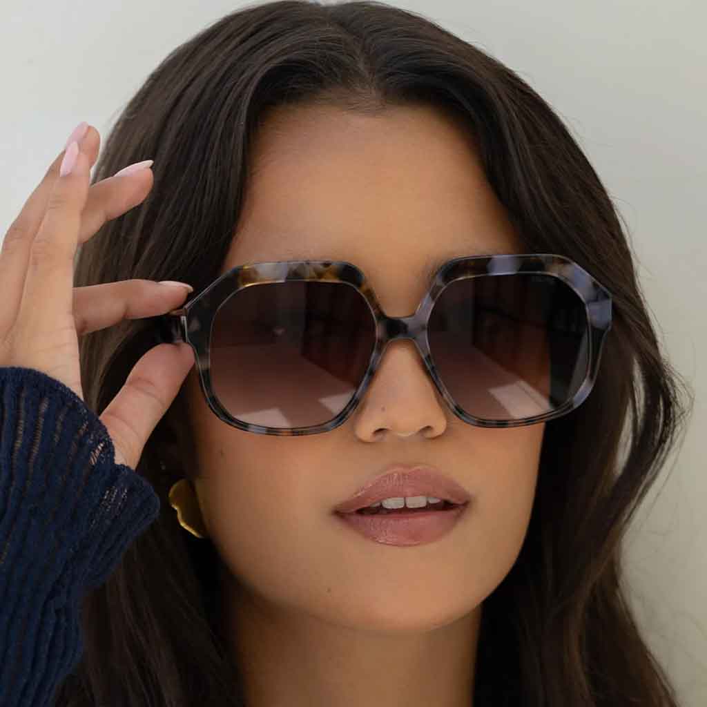Freyrs Stella Octagonal Sunglasses - Blue Tortoise - re - souL