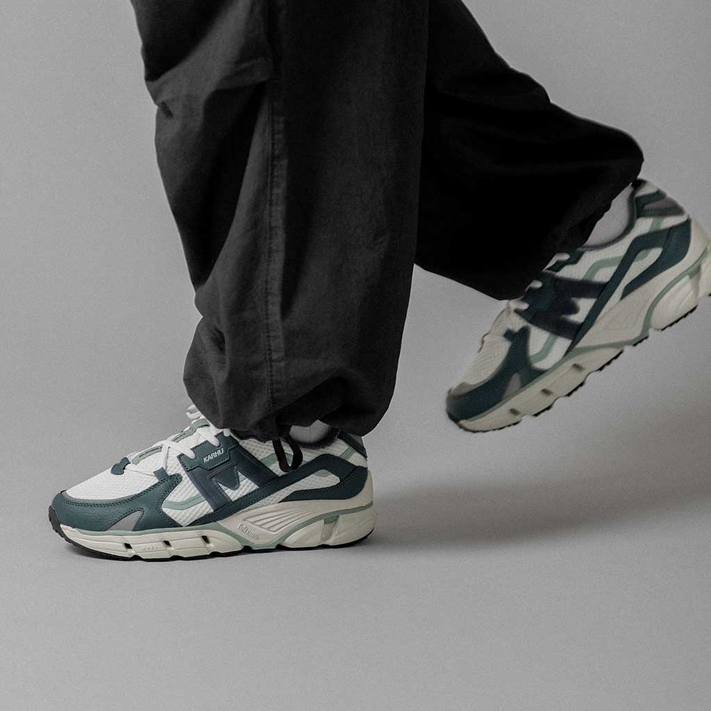 Karhu Super Fulcrum - Stormy Weather/India Ink - re - souL