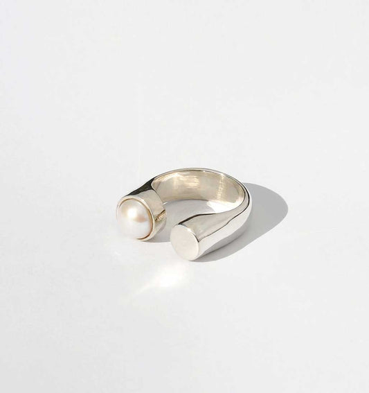 Libra White Pearl Ring - Silver - re - souL