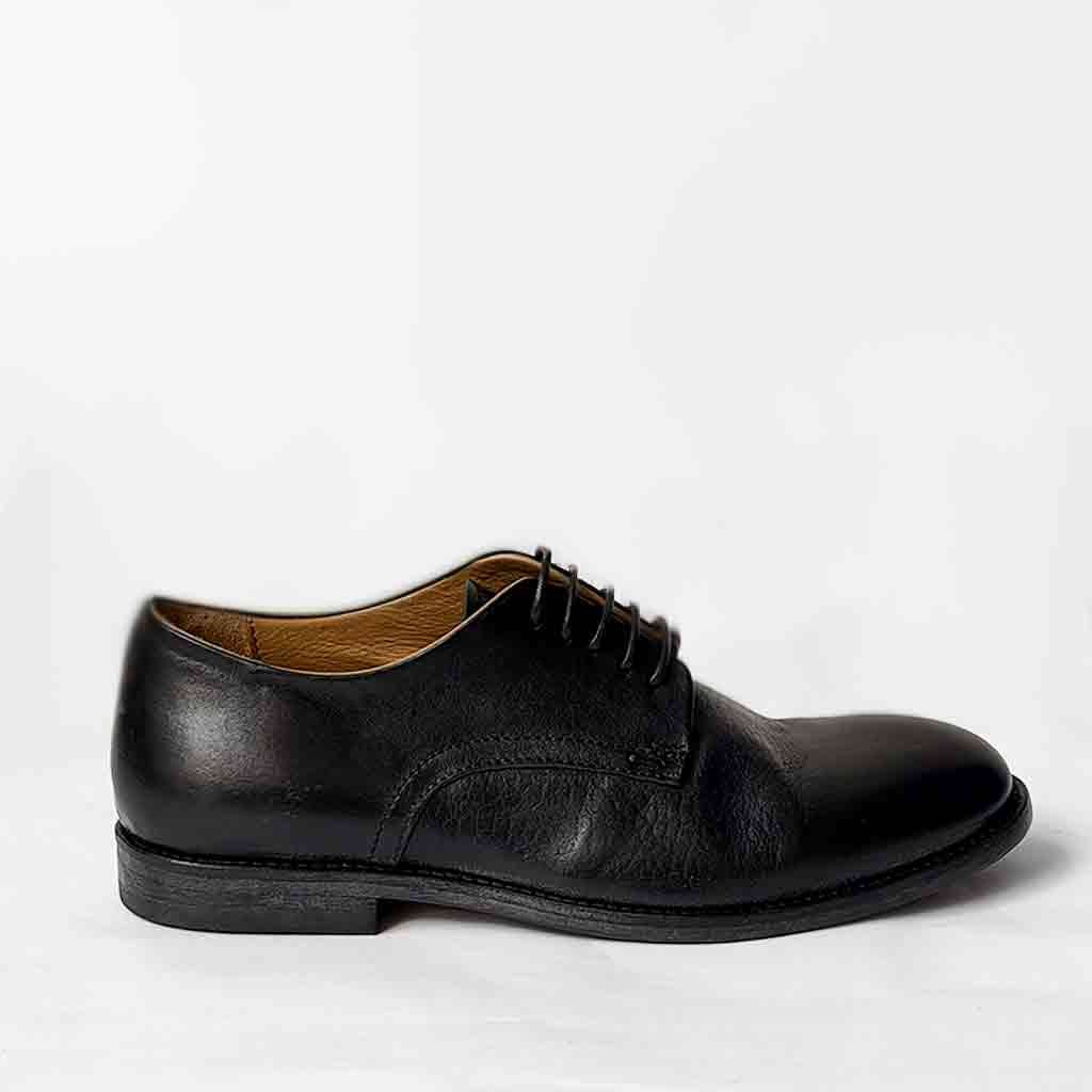 MOMA Laced Bandolero Wingtip Oxford Shoe. MOMA Laced Bandolero Wingtip Oxford Shoe main image 4