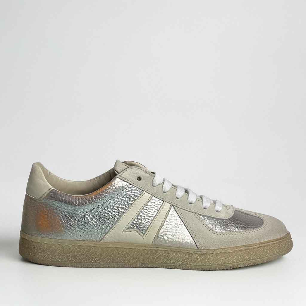 MOMA Vintage Lux Sneaker - re - souL