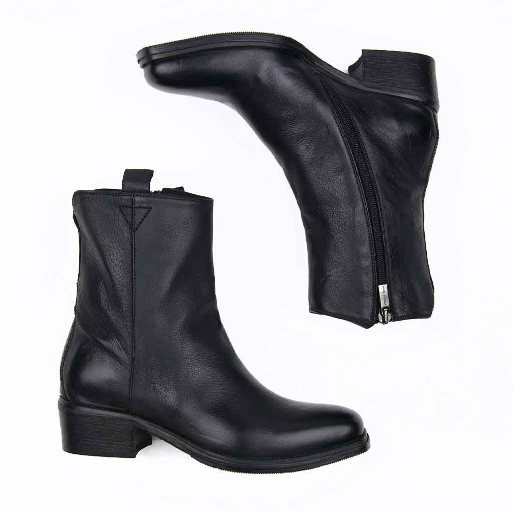 re - souL Collection Village - Black - re - souL