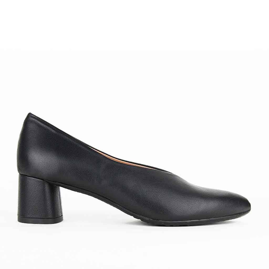 re - souL Dolly Pump - Black - re - souL