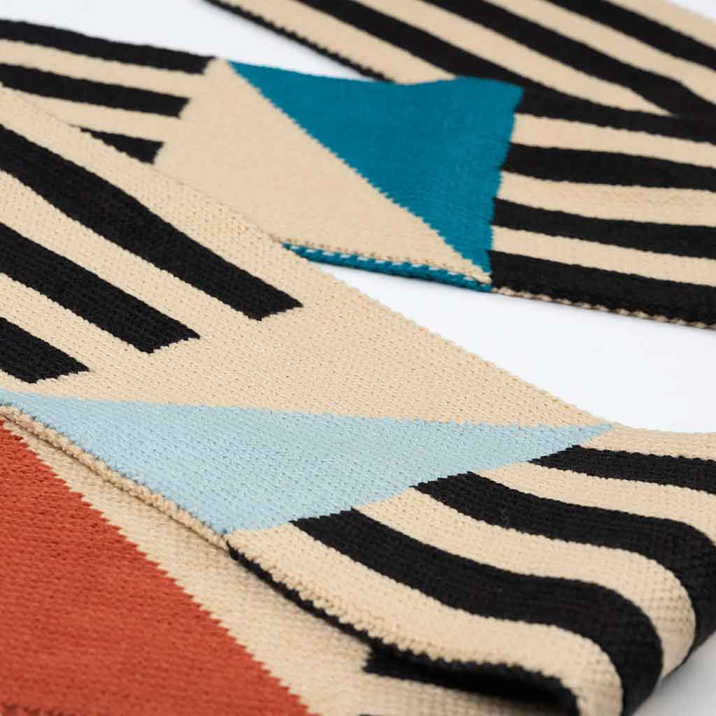 Sailboat Skinny Scarf - Black - re - souL