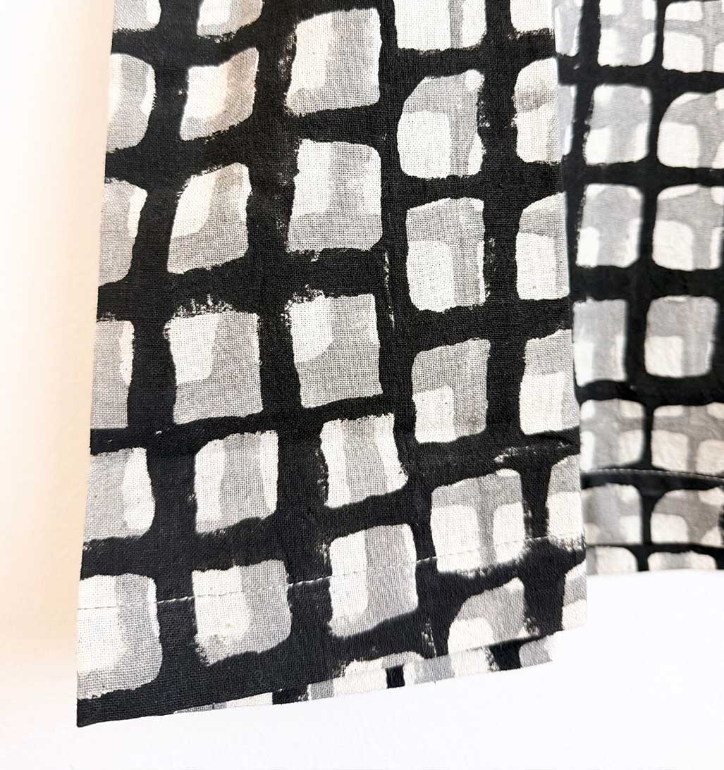 Zélia Top - Grey and Black Grid - re - souL