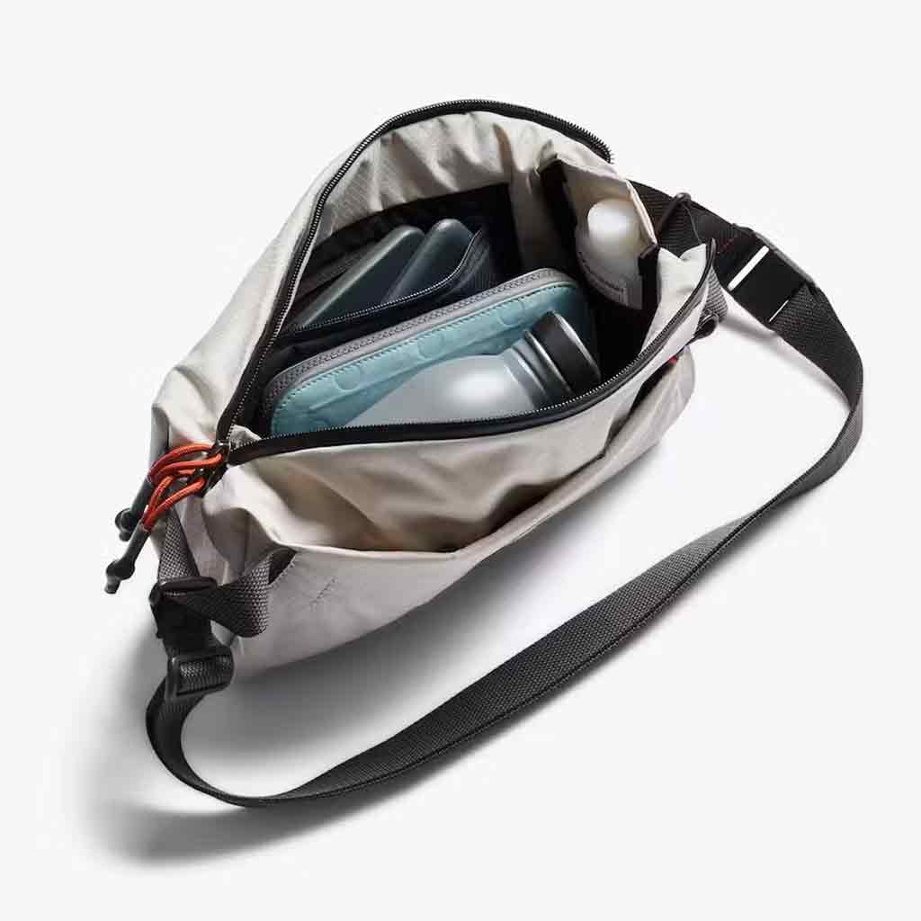 Bellroy Lite Sling - Chalk - re-souL