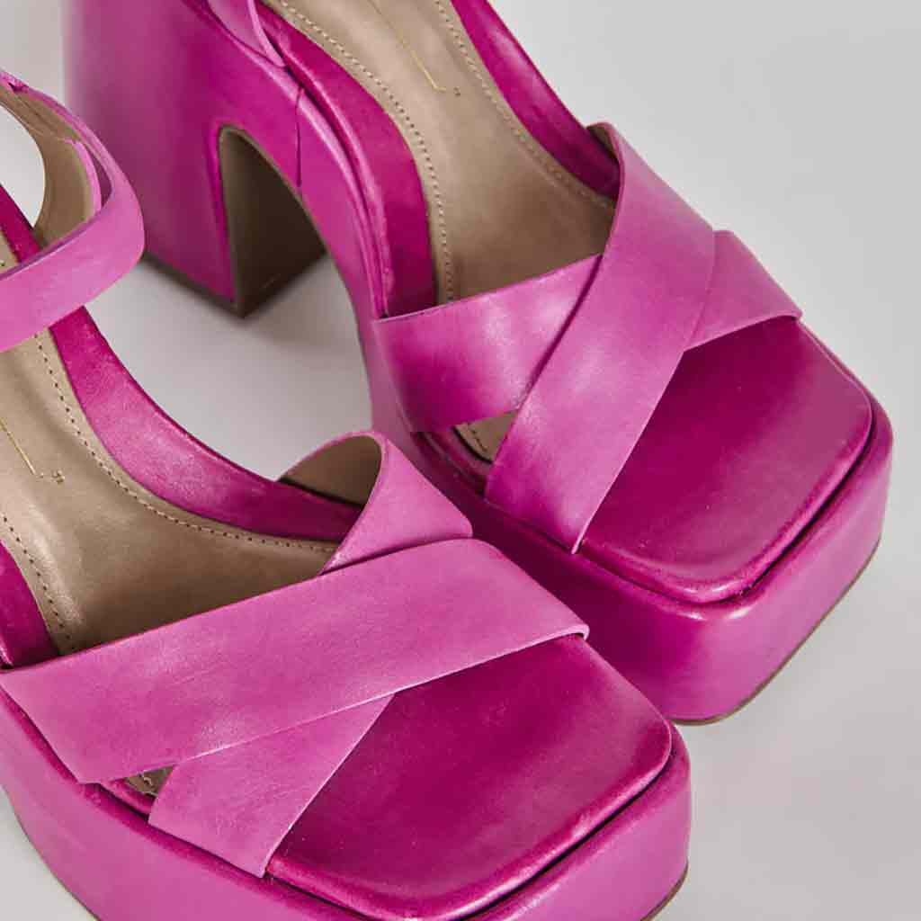 Intentionally _____ Matilda Chunky Sandal - Flamingo - re-souL