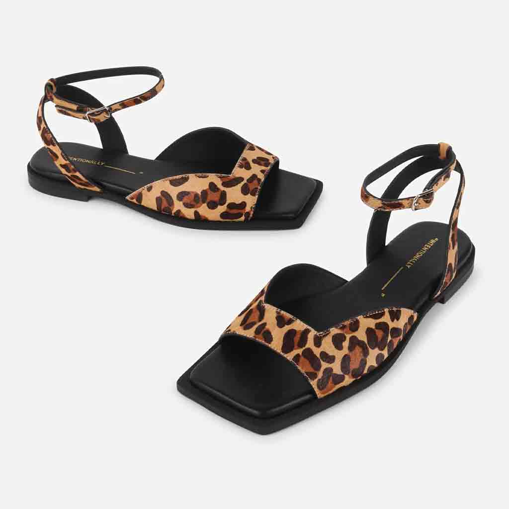 Dive Square Toe Sandal - Leopard