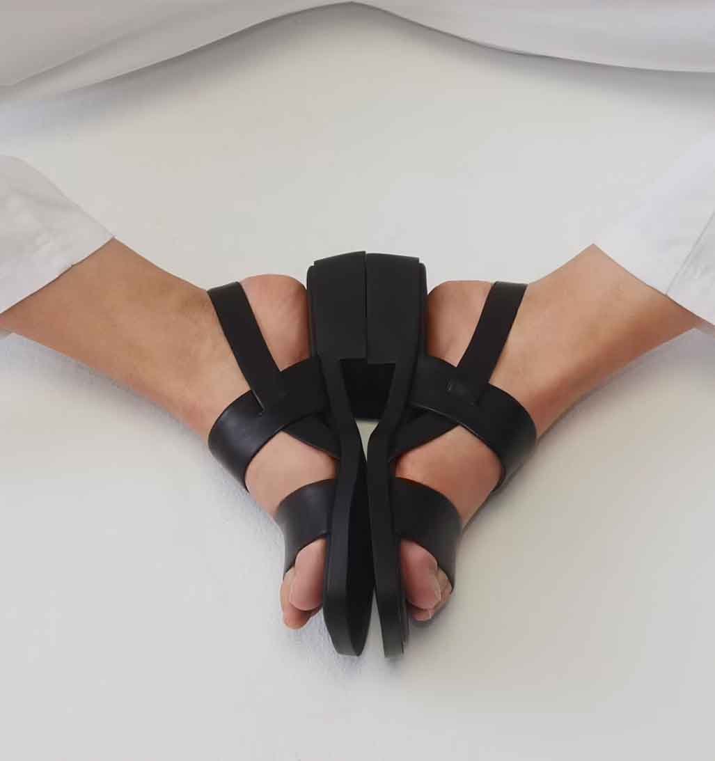 Camper Classic Dana Sandal - Black - re - souL