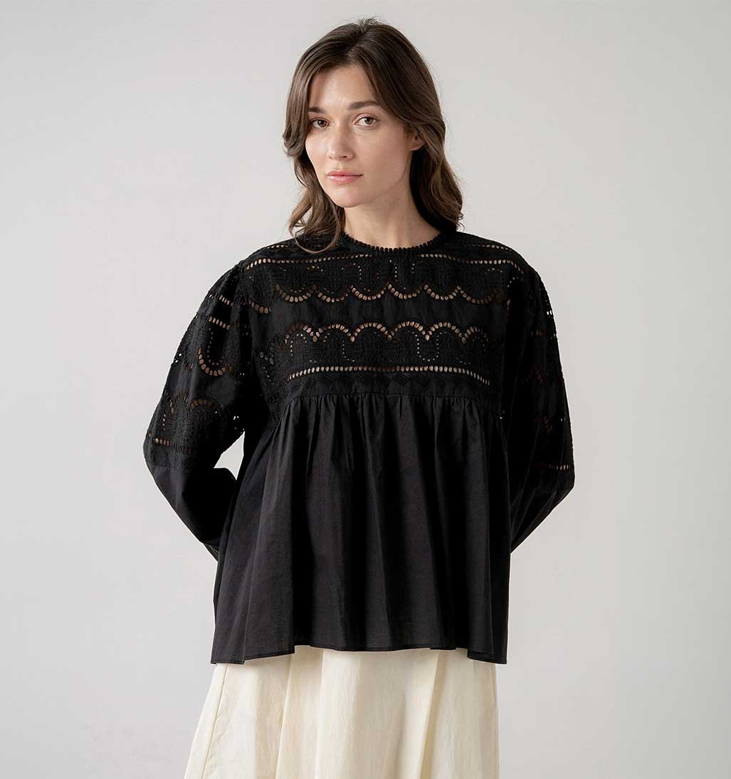 Eyelet Lace Long Sleeve Blouse - Black - re - souL