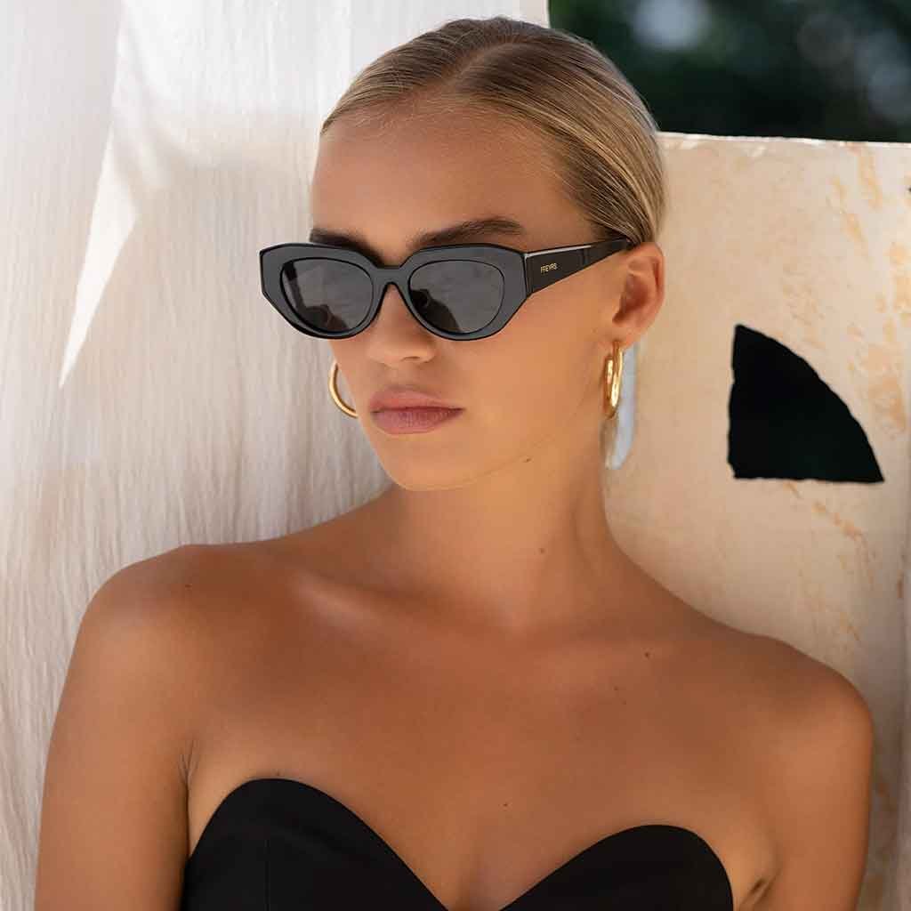 Freyrs Frankie Cat Eye Sunglasses - Black - re - souL