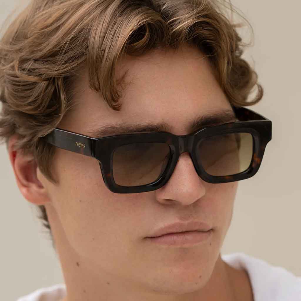 Freyrs Thomas Rectangular Sunglasses - Tortoise - re - souL