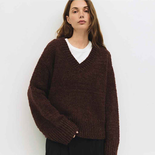 Glen Boucle V - Neck Sweater - Brown - re - souL