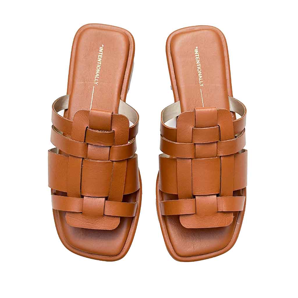 Intentionally __________ Braxton Sandal - Tan - re - souL