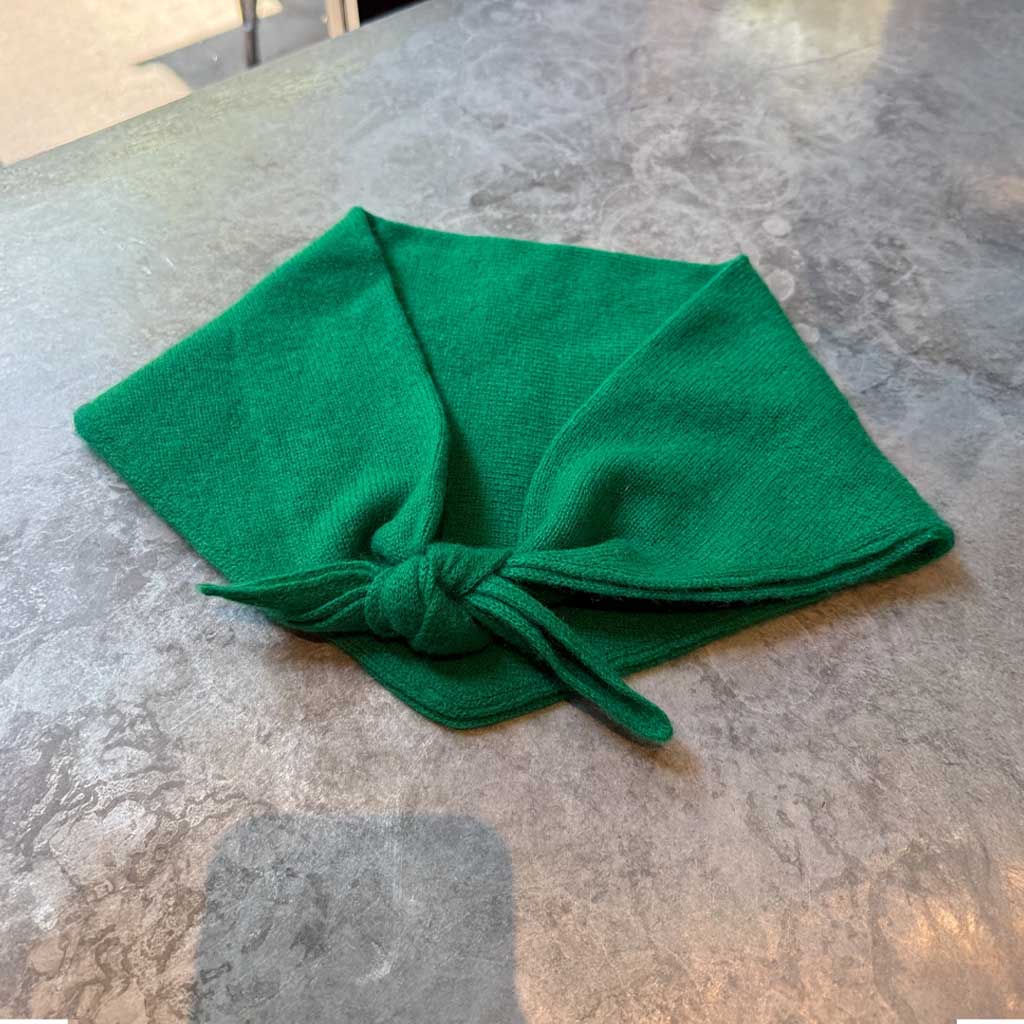 LBS Cashmere Bandana - Kelly Green - re - souL