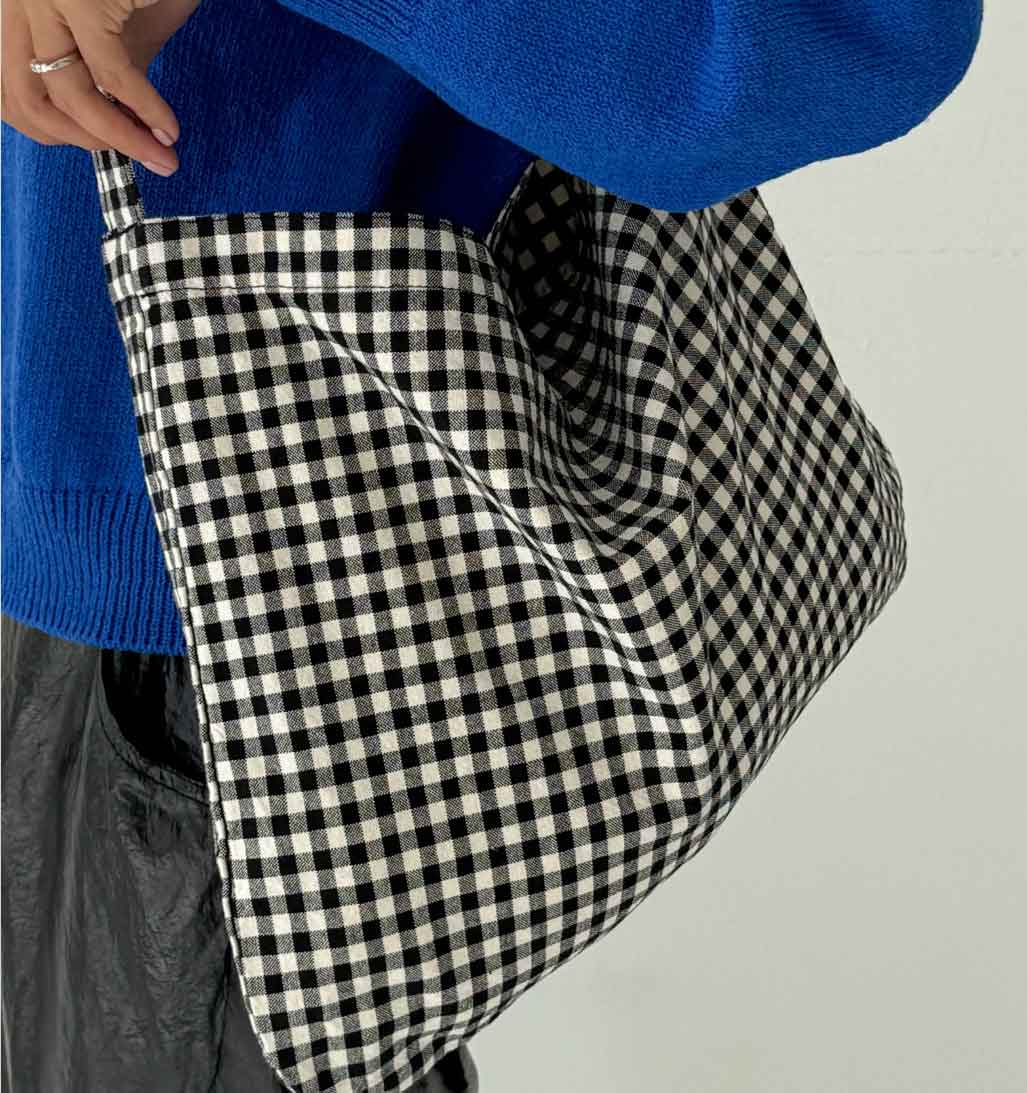 LBS Happy Carry Bag - Black Gingham - re - souL