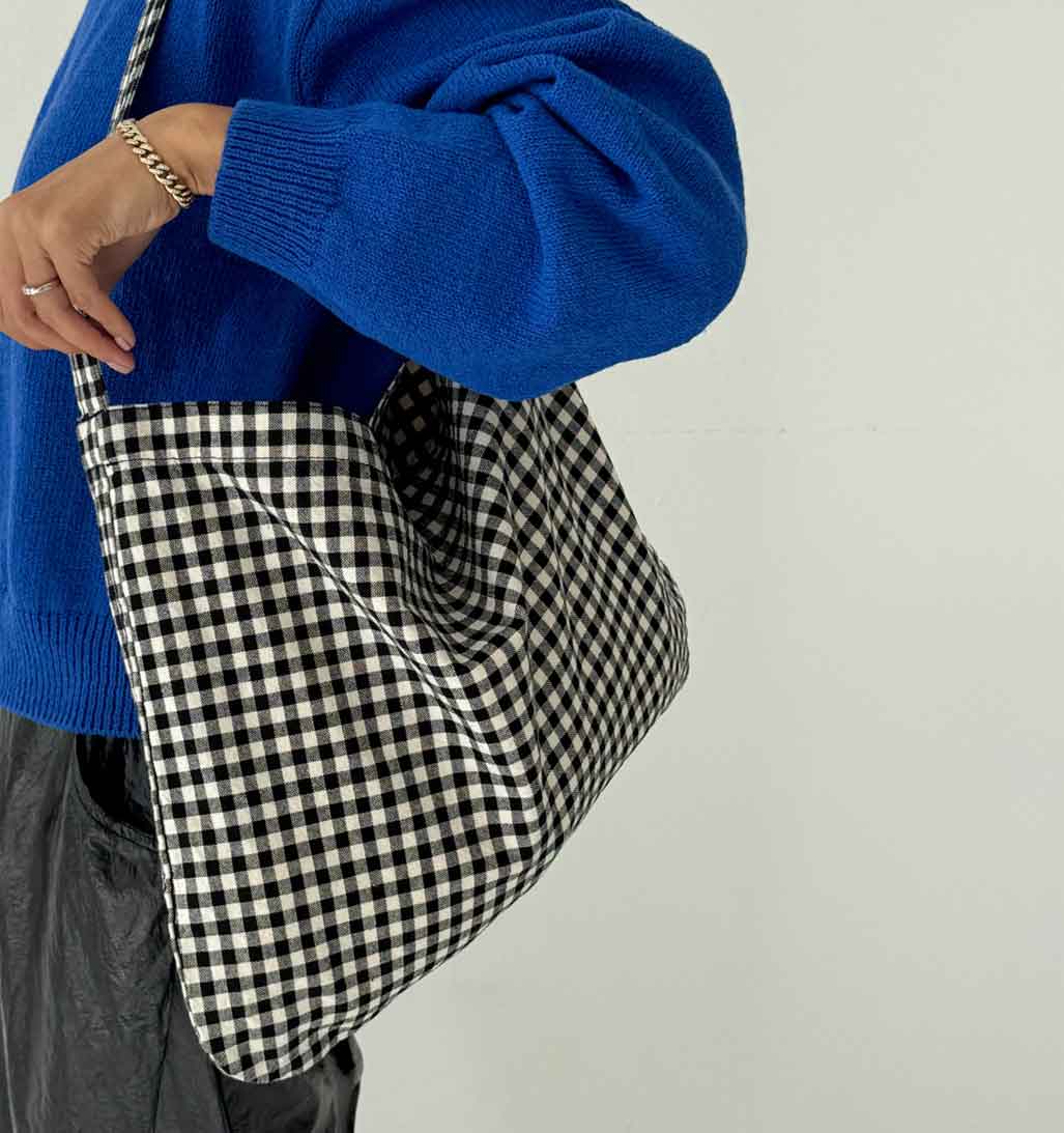 LBS Happy Carry Bag - Black Gingham - re - souL