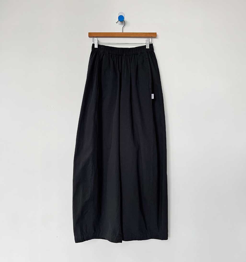 LBS Parachute Pants - Black - re-souL
