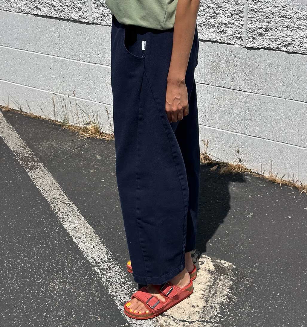 Le Bon Shoppe Arc Pants - Navy - re - souL