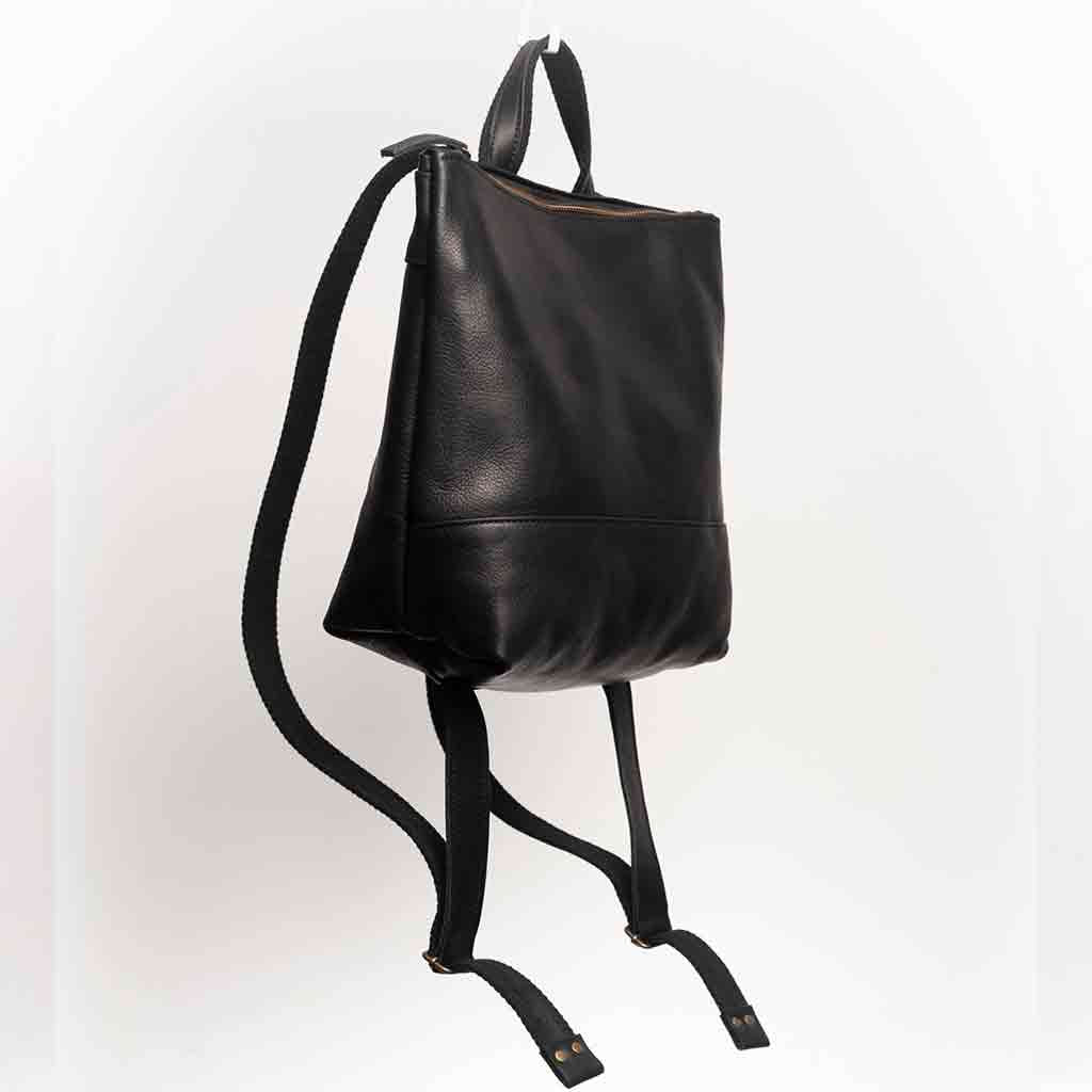 Leather City Backpack - Black - re - souL