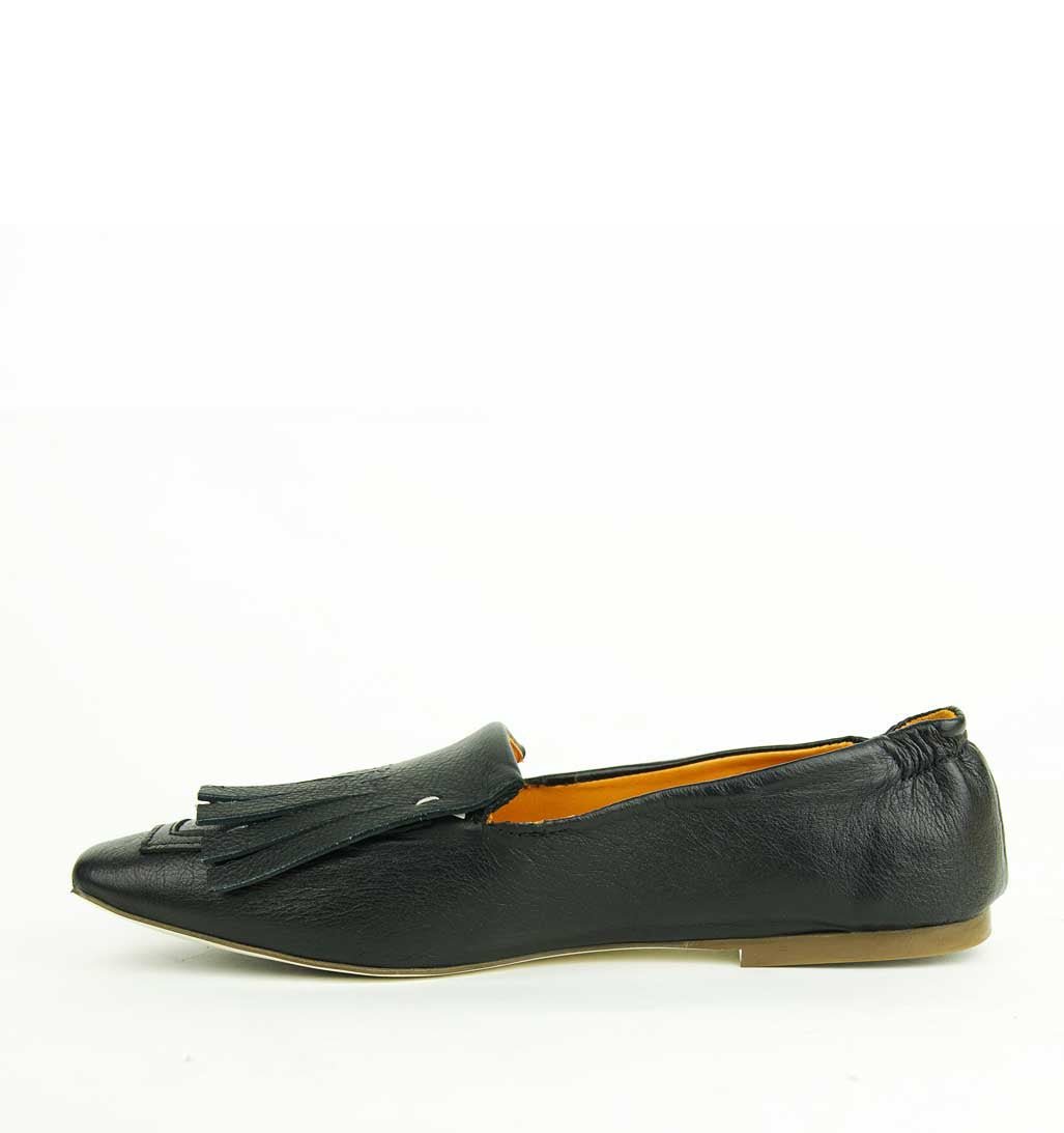 Lorna Kiltie Flat - Black Leather - re-souL