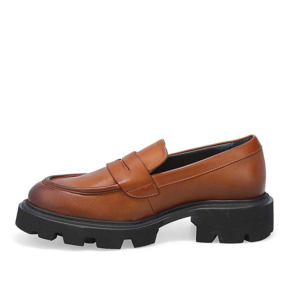 Toni Lug Sole Loafer