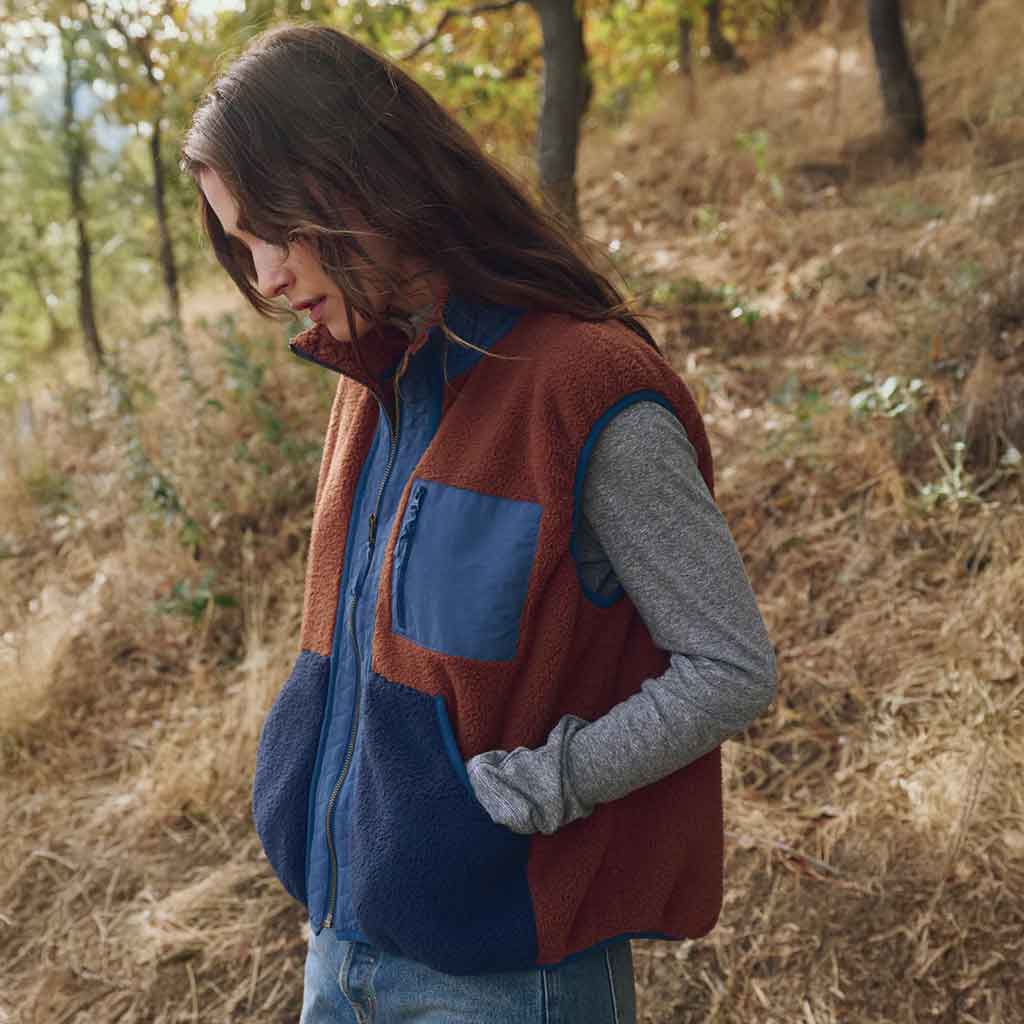 Plush Tundra Vest - Chocolate & Navy - re - souL