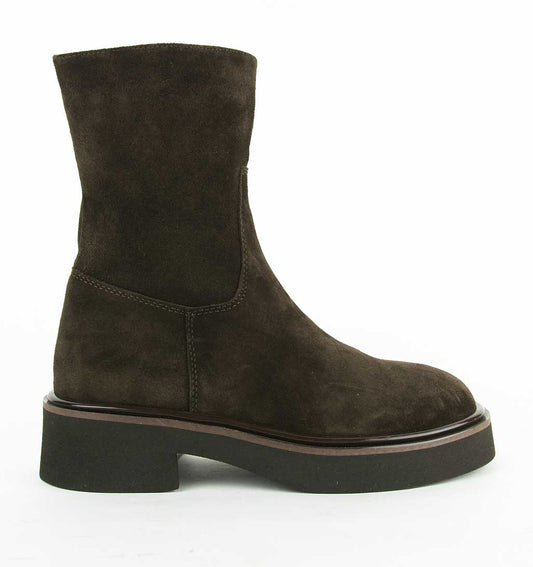 Simple Zip Ankle Boot