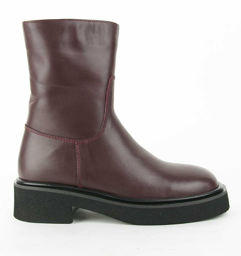 Simple Zip Ankle Boot