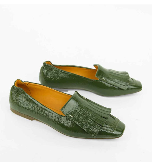 Lorna Kiltie Flat - Forest Green Patent