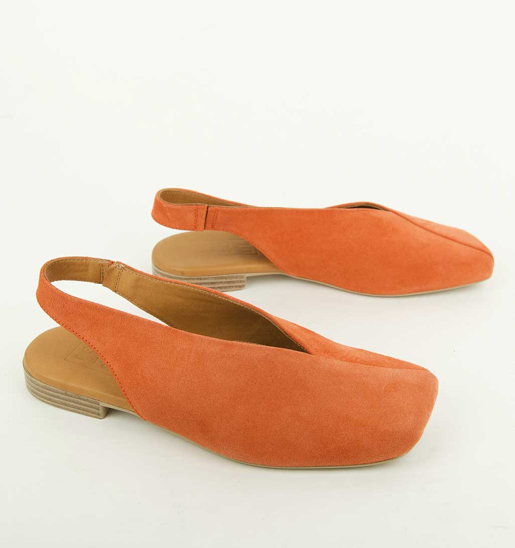 Mia Slingback Flat - Rust Suede