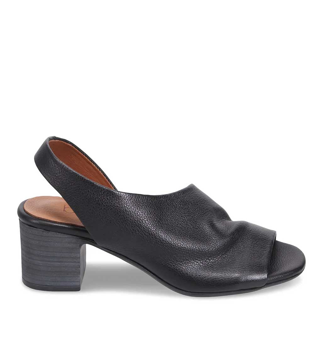 Ryder Block Heel Sandal - Black - re - souL