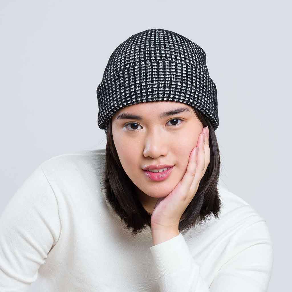 Simple Grid Knit Beanie - Black/Grey - re - souL