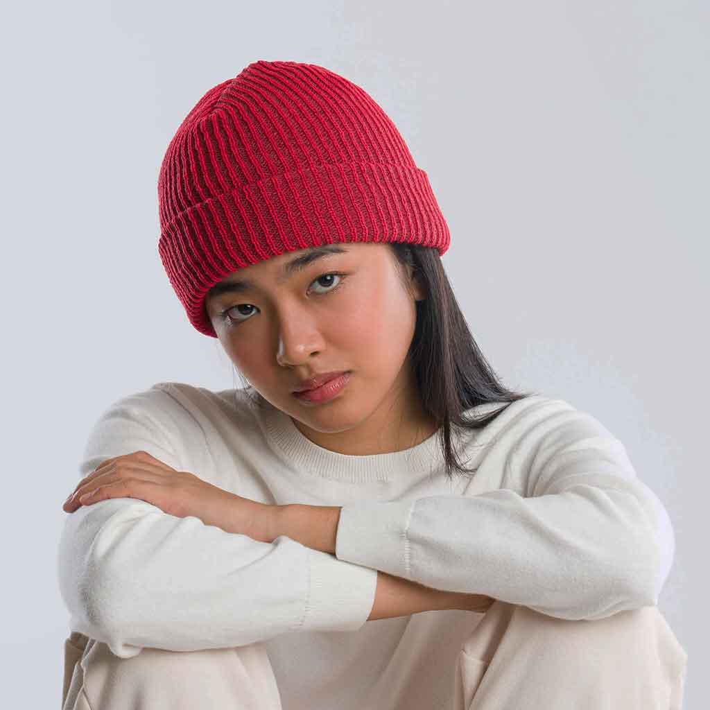 Simple Rib Knit Beanie - Ruby Red - re - souL