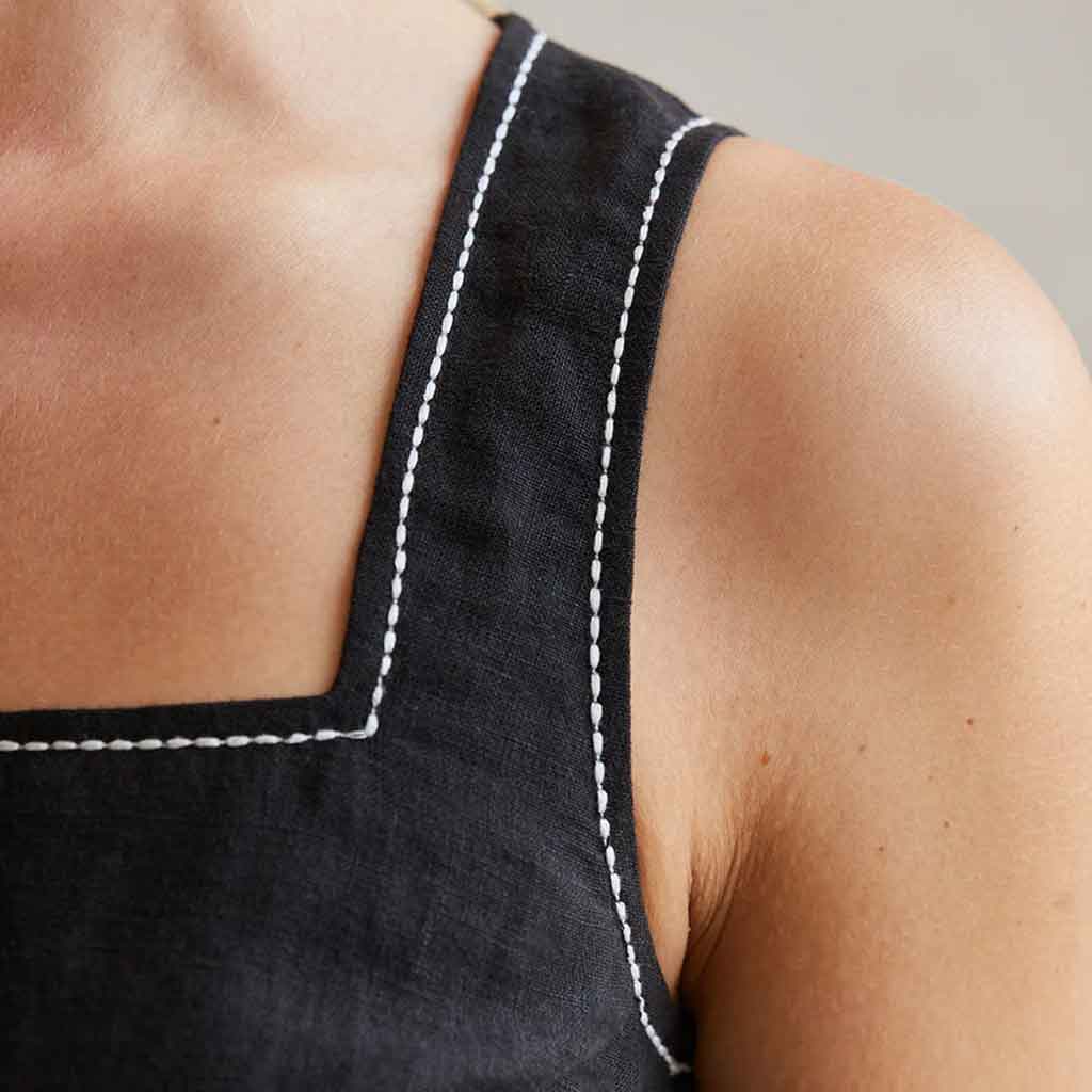 Taby Stitch Sleeveless Top - Black - re - souL