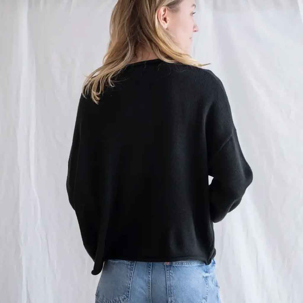 Pull Over Sweater - Black