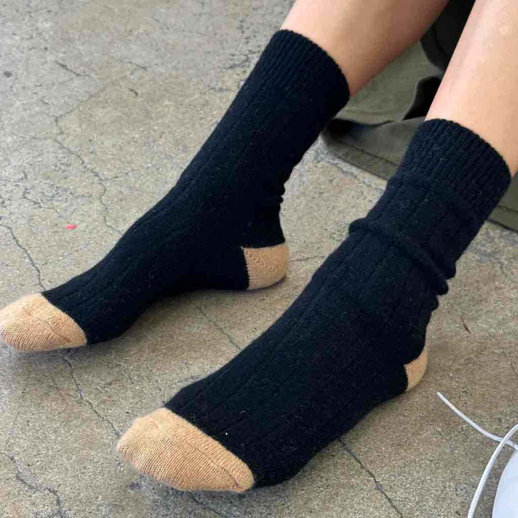 Le Bon Shoppe Classic Cashmere Socks - Black - re-souL