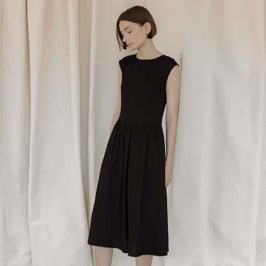Mod Ref Maeve Knit Dress - Black - re-souL