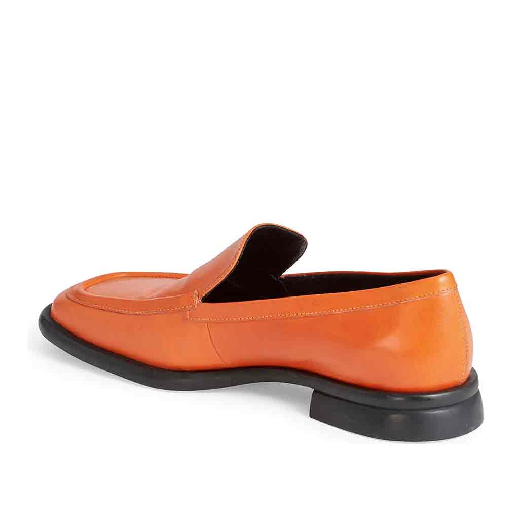 Vagabond Shoemakers Brittie Loafer - Orange - re-souL